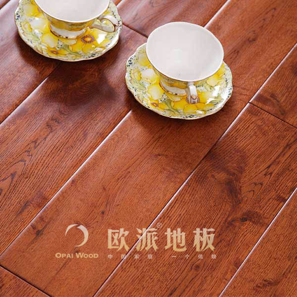 櫟木地板